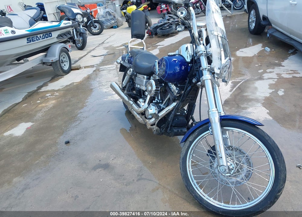 2007 HARLEY-DAVIDSON FXDWG VIN: 1HD1GP4377K308163