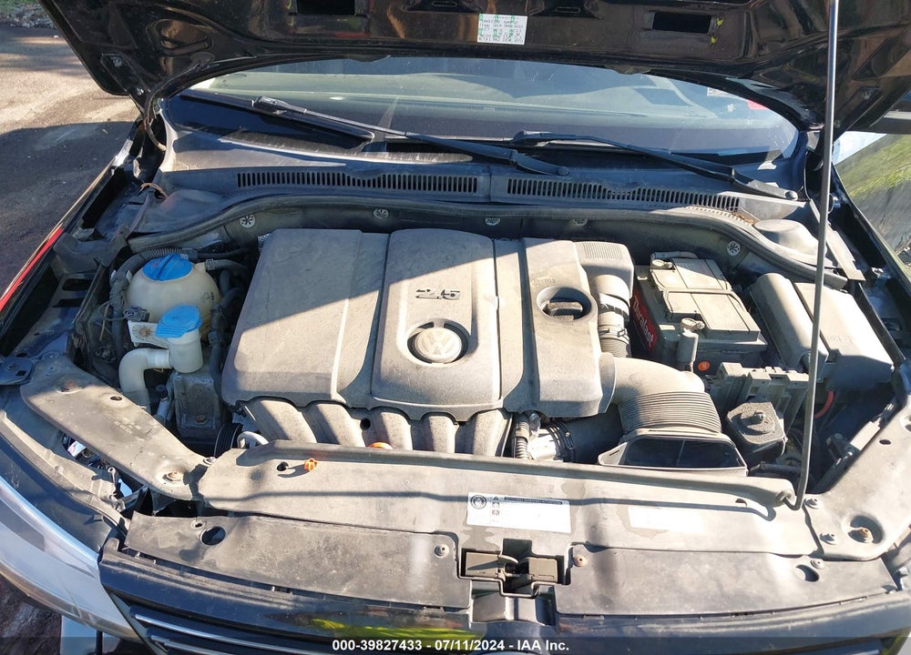 2013 VOLKSWAGEN JETTA 2.5L SE VIN: 3VWDP7AJ7DM219597