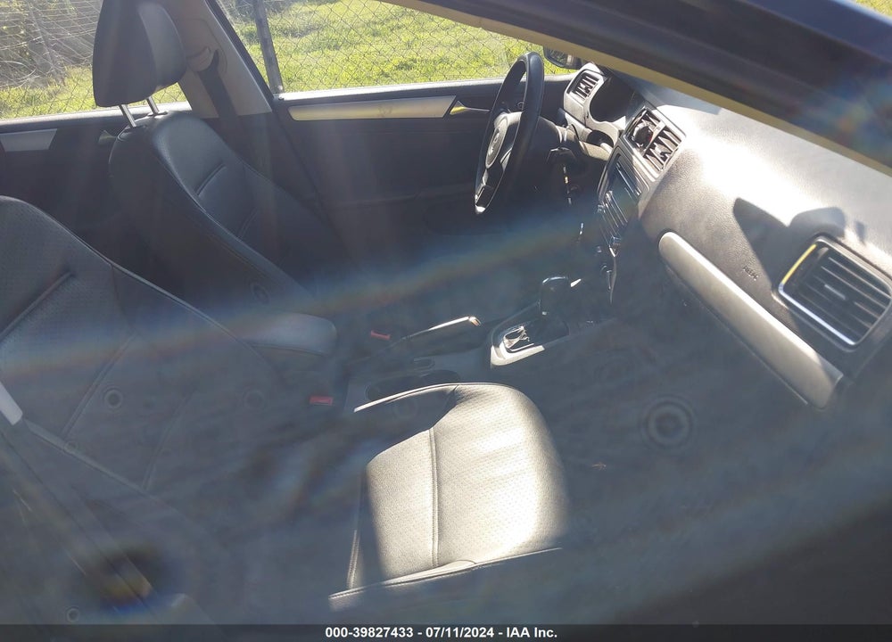 2013 VOLKSWAGEN JETTA 2.5L SE VIN: 3VWDP7AJ7DM219597