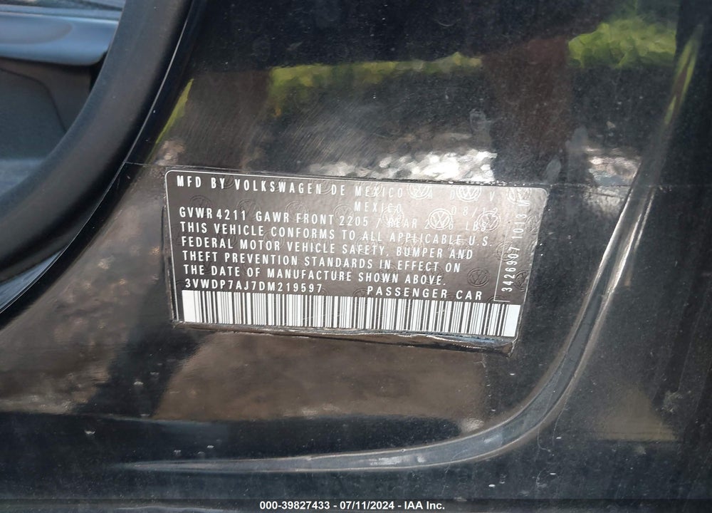 2013 VOLKSWAGEN JETTA 2.5L SE VIN: 3VWDP7AJ7DM219597