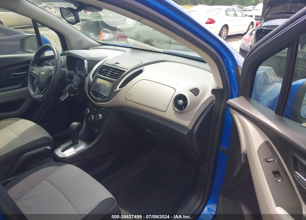 2015 CHEVROLET TRAX 1LS VIN: KL7CJPSB1FB116982