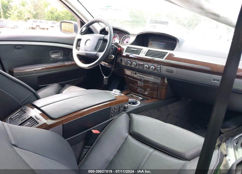 2008 BMW 750LI VIN: WBAHN835X8DT82324