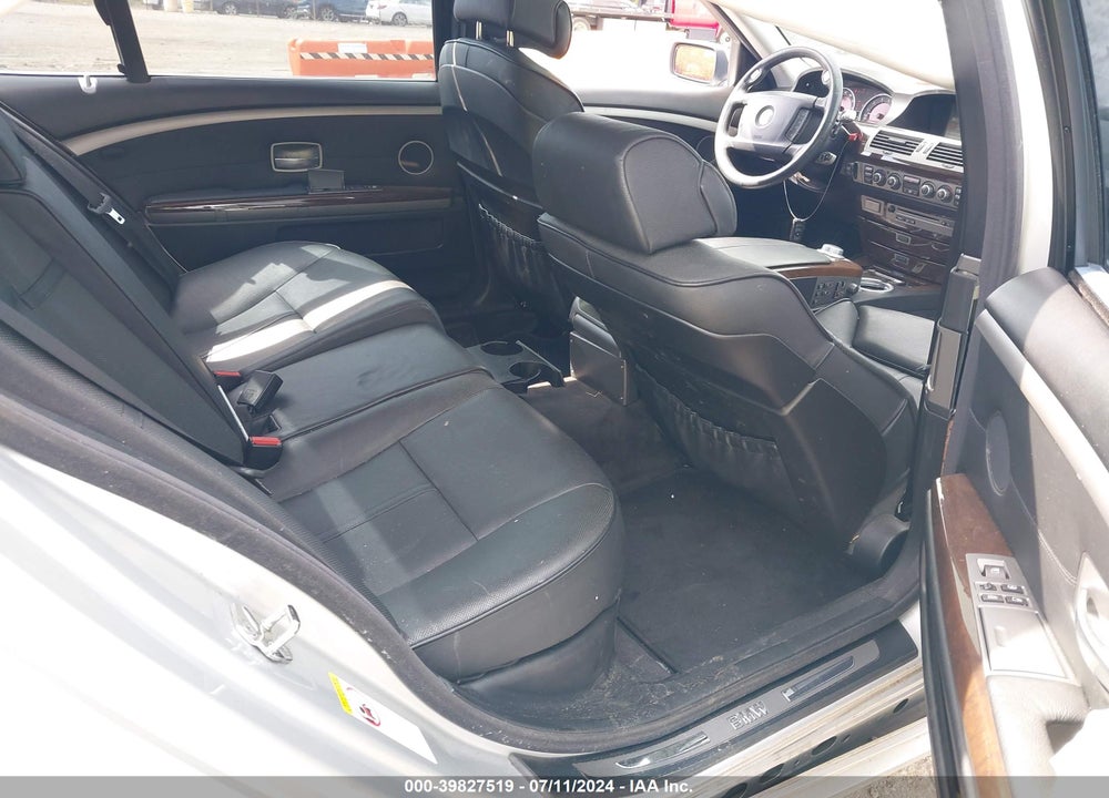 2008 BMW 750LI VIN: WBAHN835X8DT82324