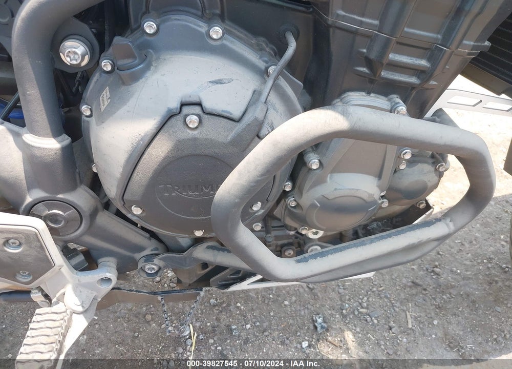2015 TRIUMPH MOTORCYCLE TIGER EXPLORER VIN: SMTF02XK6FJ673005