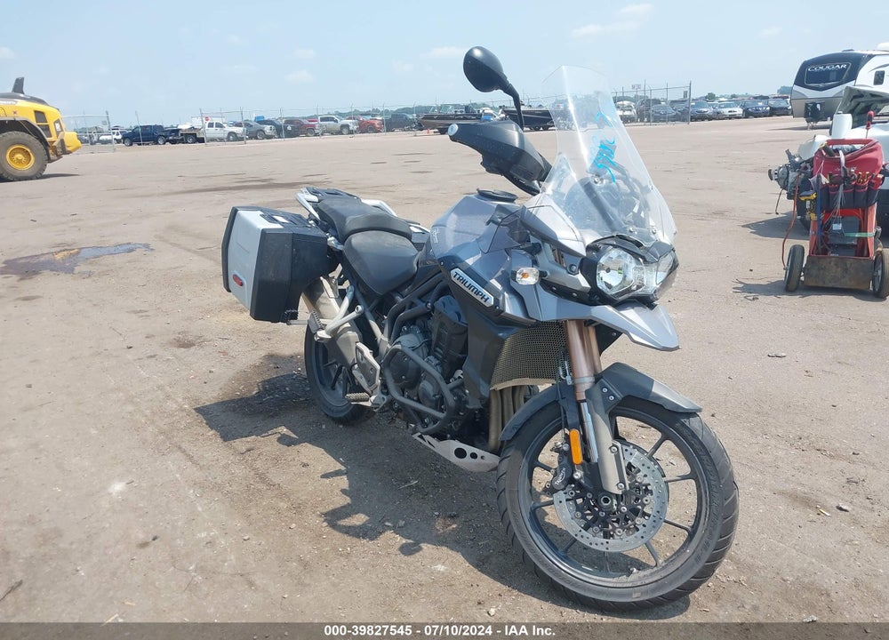 2015 TRIUMPH MOTORCYCLE TIGER EXPLORER VIN: SMTF02XK6FJ673005