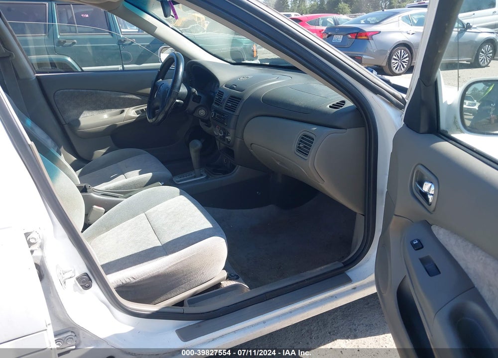 2001 NISSAN SENTRA SE- VIN: 3N1BB51D81L123022