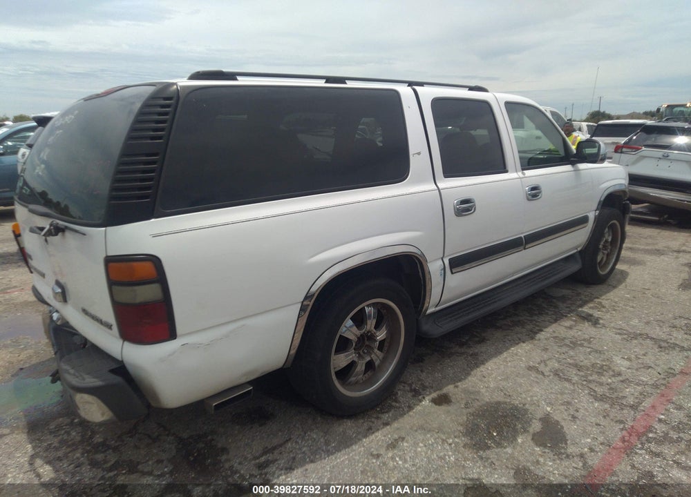 2005 CHEVROLET SUBURBAN 1500 LS VIN: 1GNEC16Z75R126195