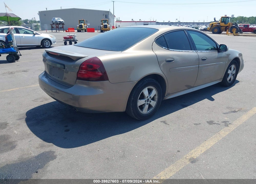 2006 PONTIAC GRAND PRIX VIN: 2G2WP552161152108