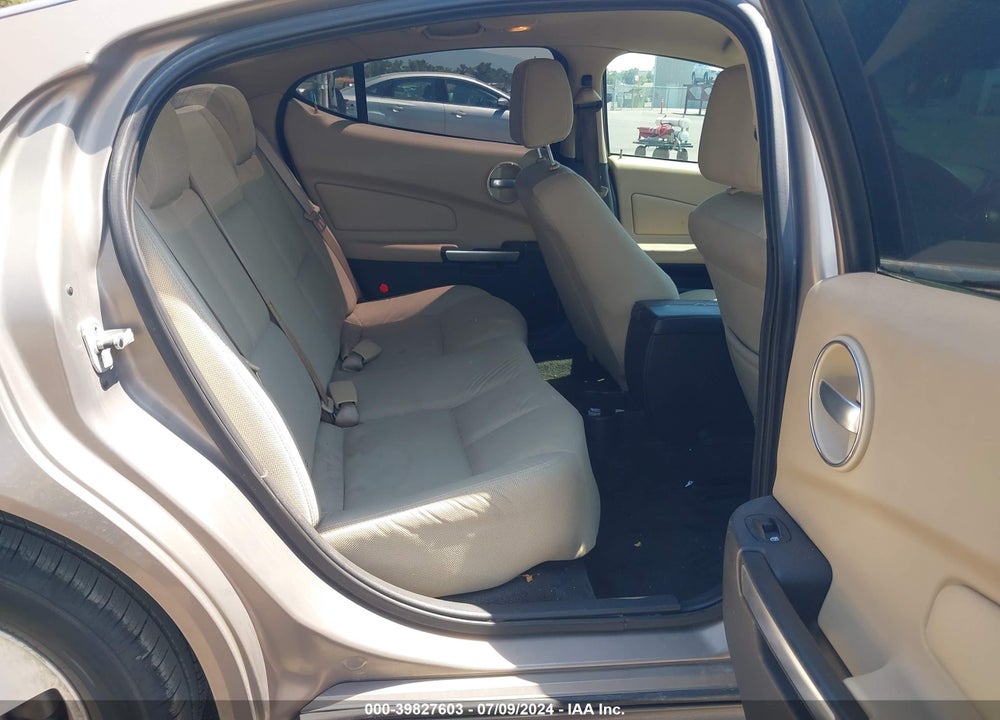 2006 PONTIAC GRAND PRIX VIN: 2G2WP552161152108