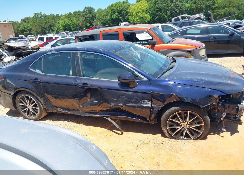 2021 TOYOTA CAMRY VIN: 4T1G11AK4MU527163