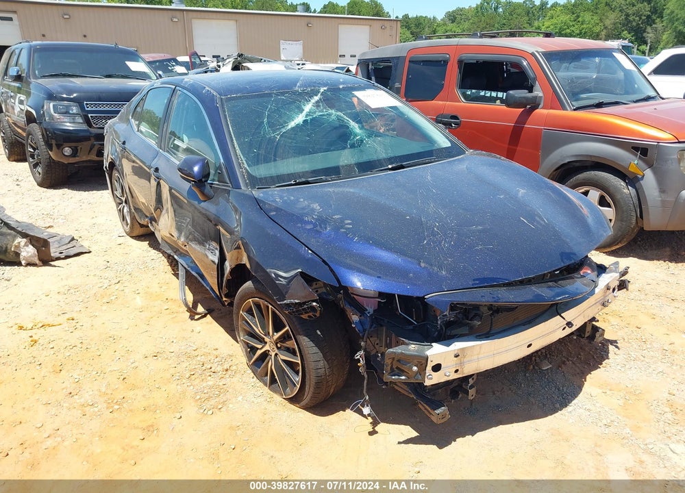 2021 TOYOTA CAMRY VIN: 4T1G11AK4MU527163