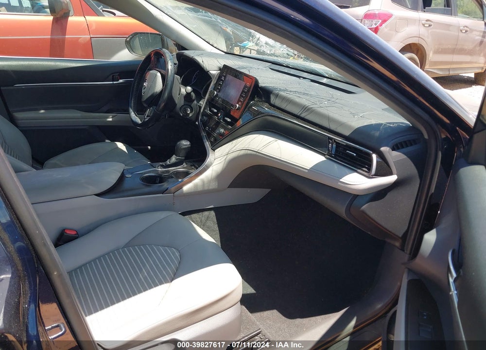2021 TOYOTA CAMRY VIN: 4T1G11AK4MU527163