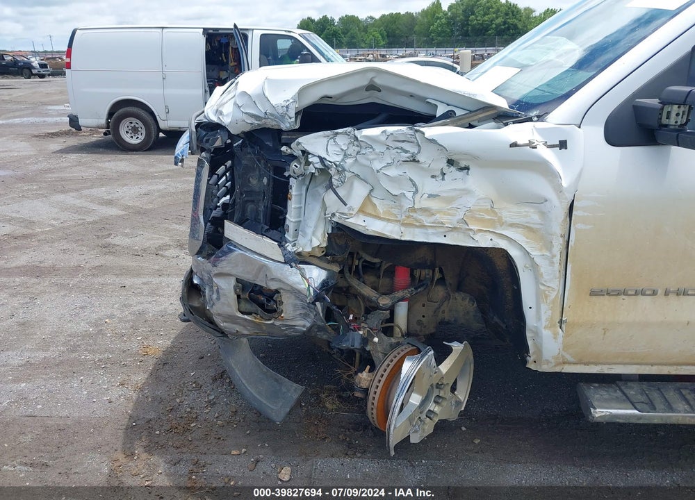 2018 GMC SIERRA 2500HD VIN: 1GT12REY6JF248804
