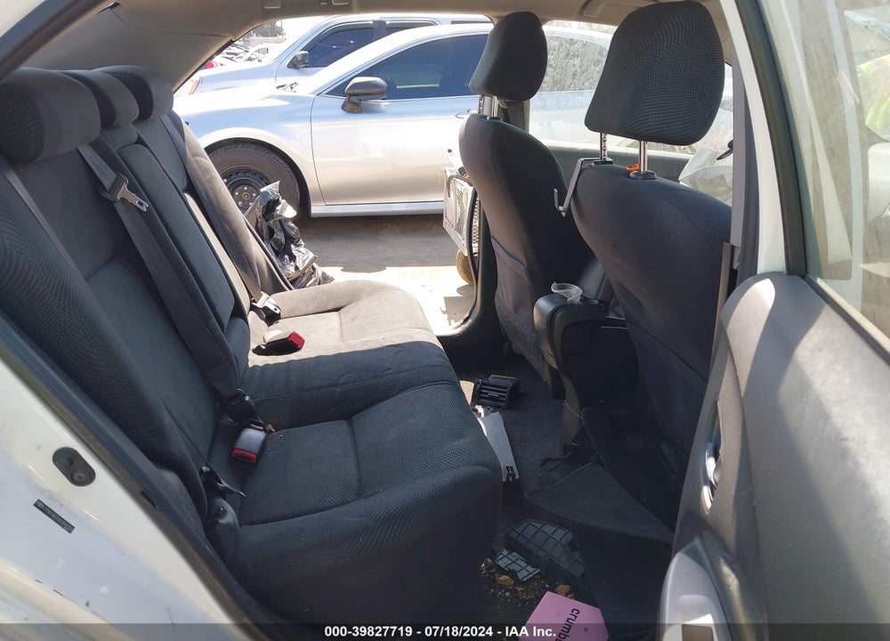 2010 TOYOTA YARIS VIN: JTDBT4K37A1393358