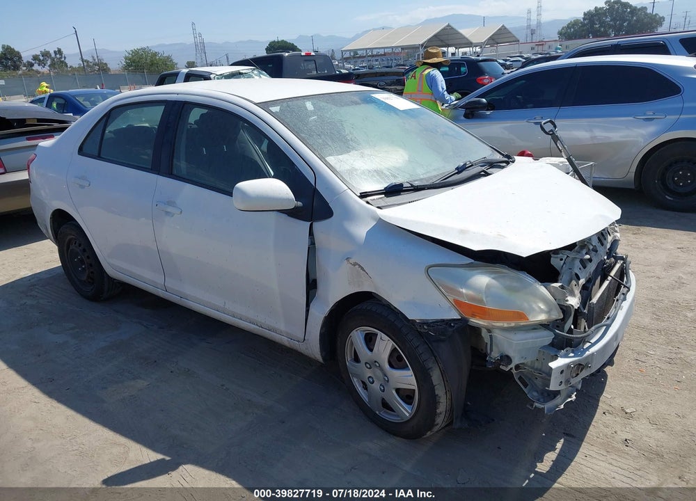 2010 TOYOTA YARIS VIN: JTDBT4K37A1393358