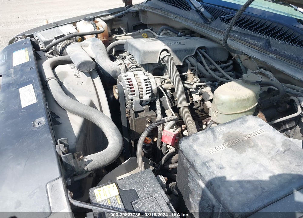 2000 CHEVROLET SILVERADO 2500 LS VIN: 1GCGK24U7YE106445