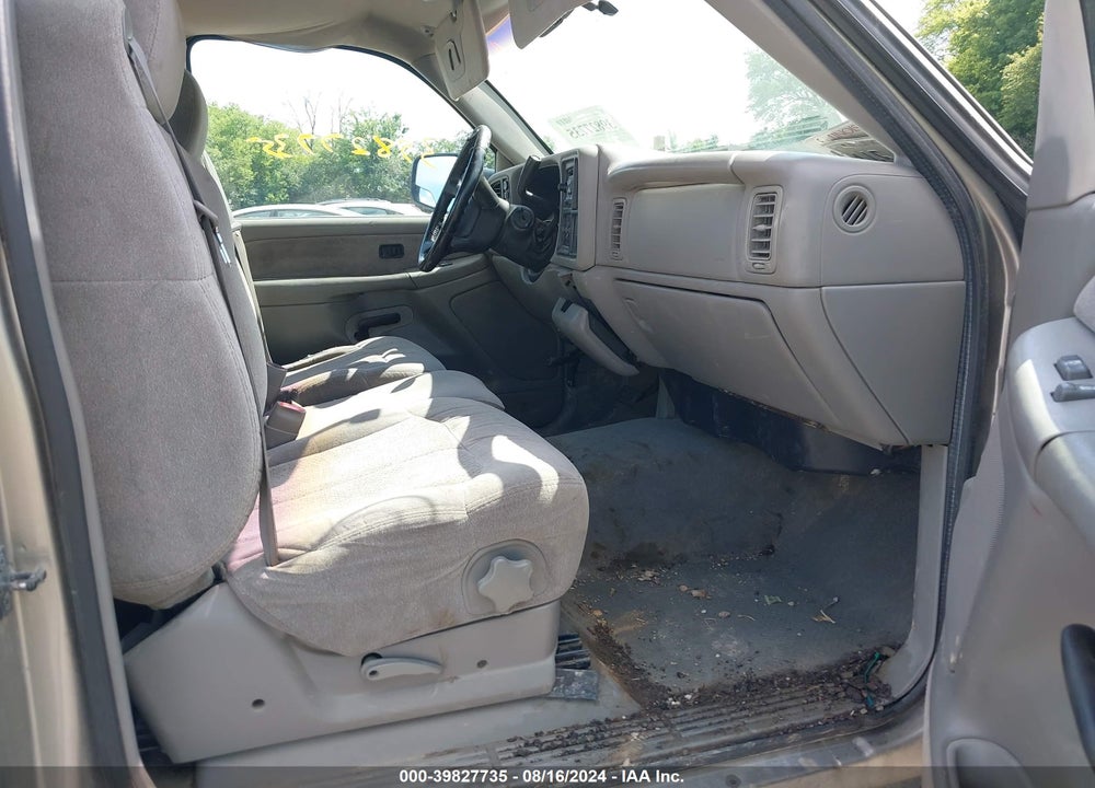 2000 CHEVROLET SILVERADO 2500 LS VIN: 1GCGK24U7YE106445