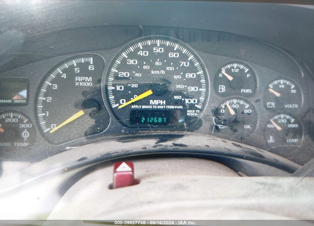 2000 CHEVROLET SILVERADO 2500 LS VIN: 1GCGK24U7YE106445