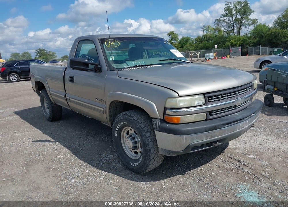 2000 CHEVROLET SILVERADO 2500 LS VIN: 1GCGK24U7YE106445