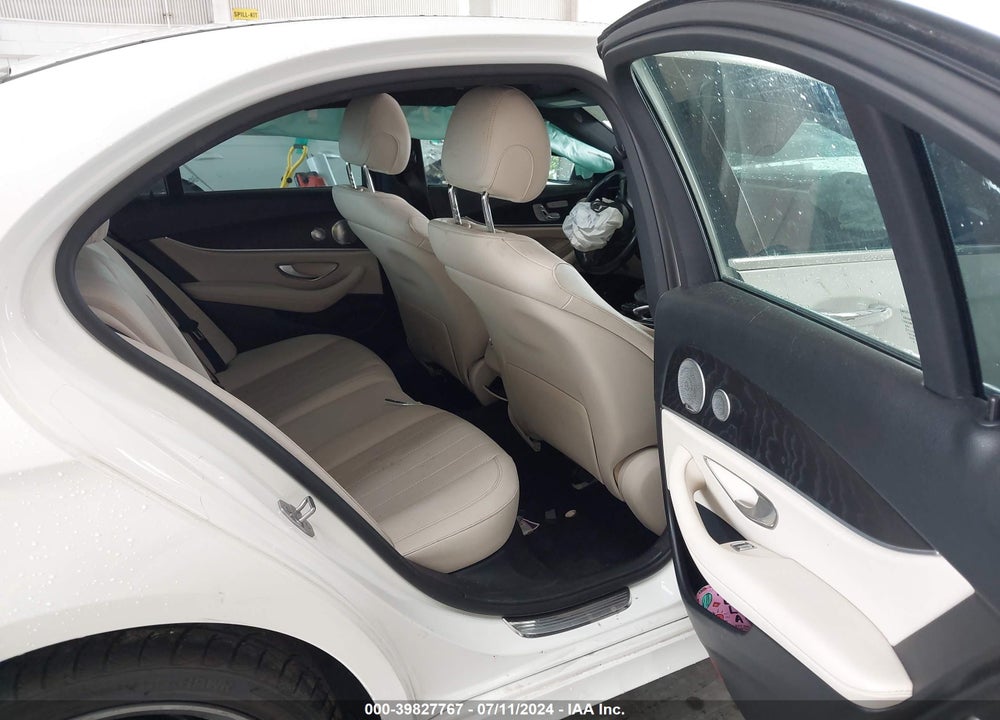 2017 MERCEDES-BENZ E 300 VIN: WDDZF4JB1HA148571