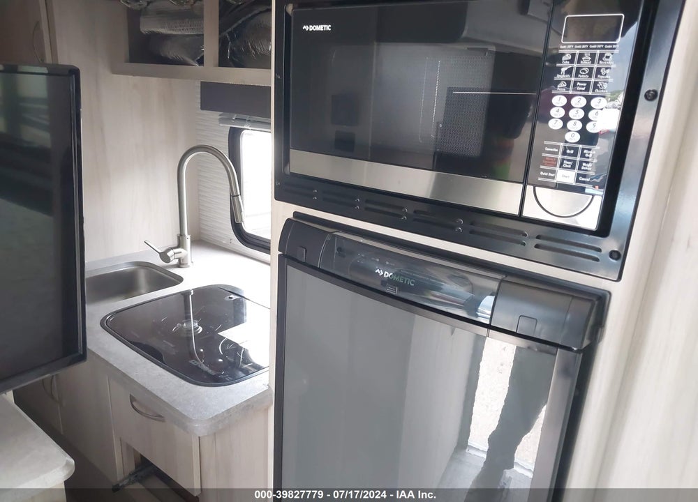 2022 WINNEBAGO OTHER VIN: 54CTH1H17N3058105