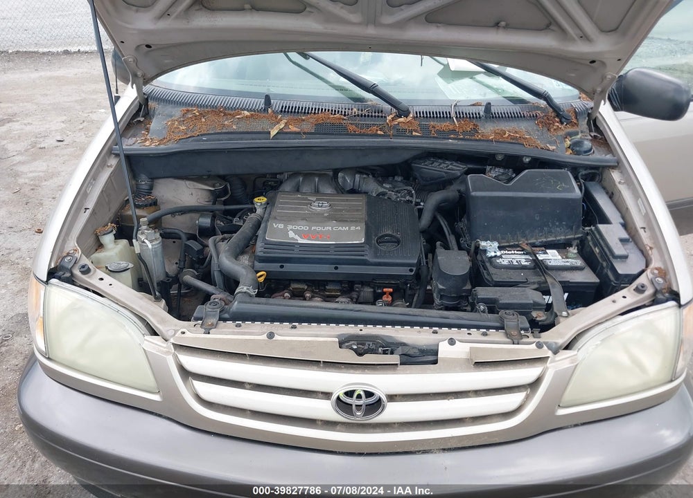 2002 TOYOTA SIENNA LE VIN: 4T3ZF13C22U490991