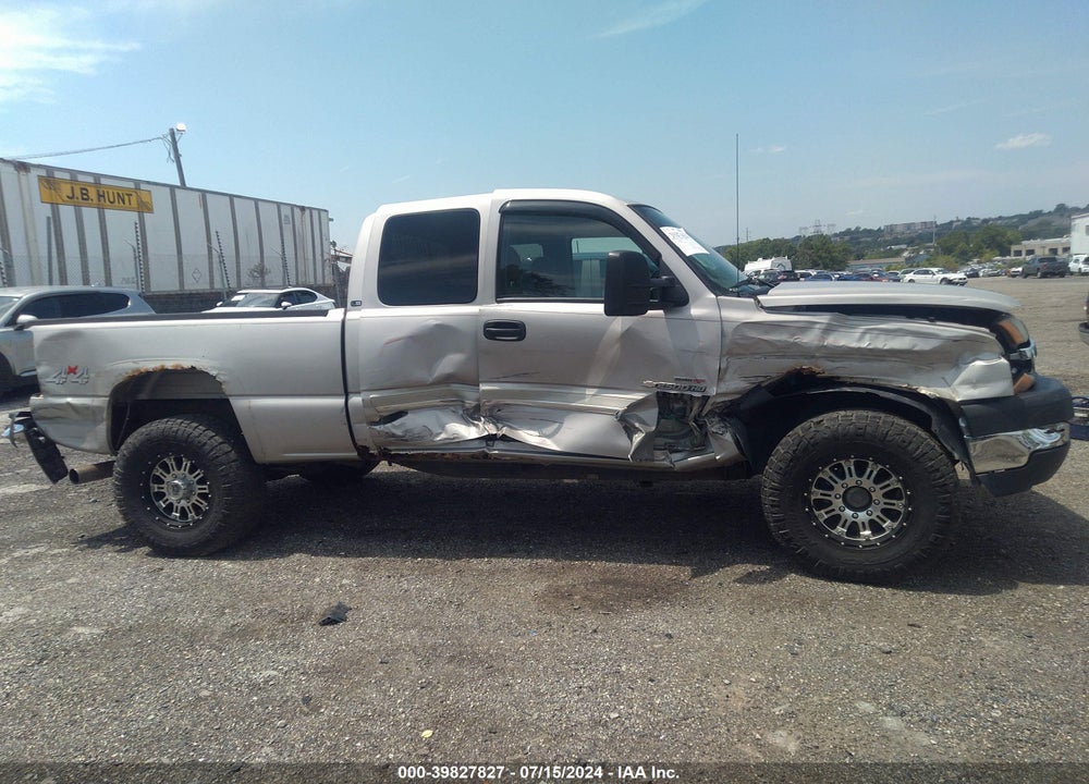 2004 CHEVROLET SILVERADO 2500HD LS VIN: 1GCHK29224E249020