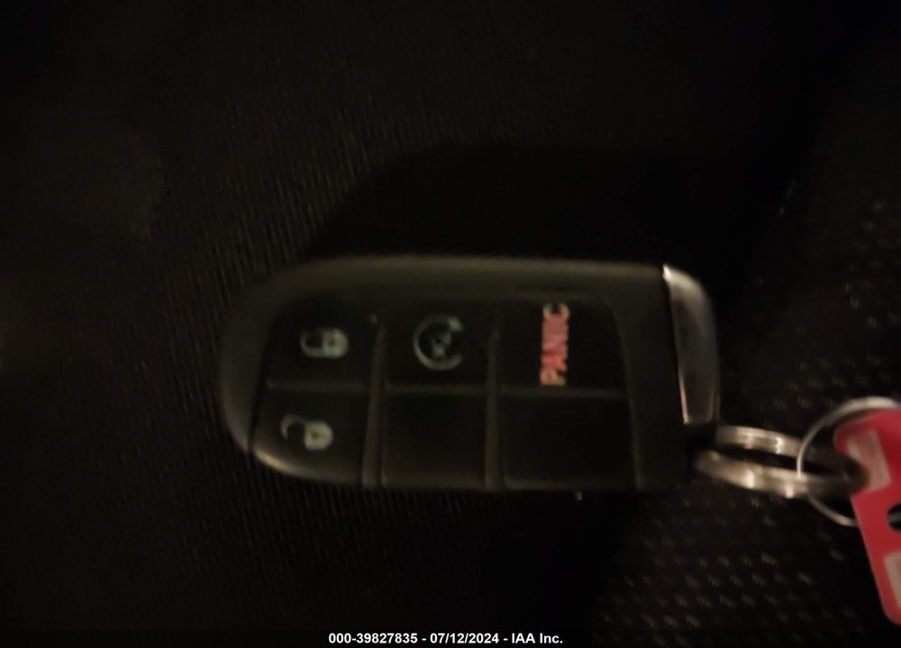 2017 JEEP RENEGADE LATITUDE 4X4 VIN: ZACCJBBB3HPF57527