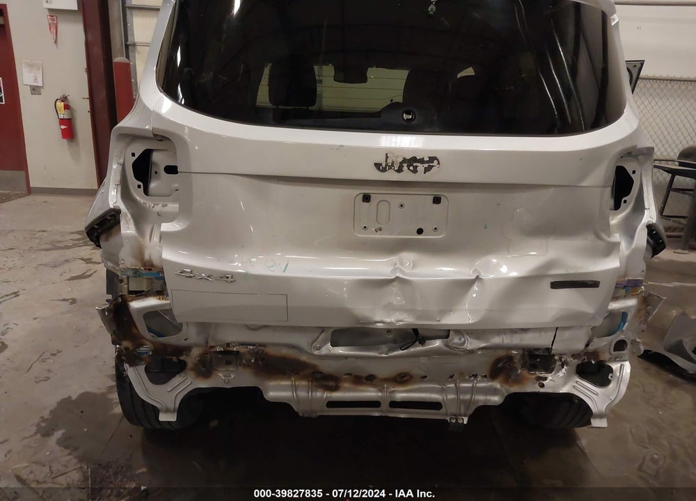2017 JEEP RENEGADE LATITUDE 4X4 VIN: ZACCJBBB3HPF57527