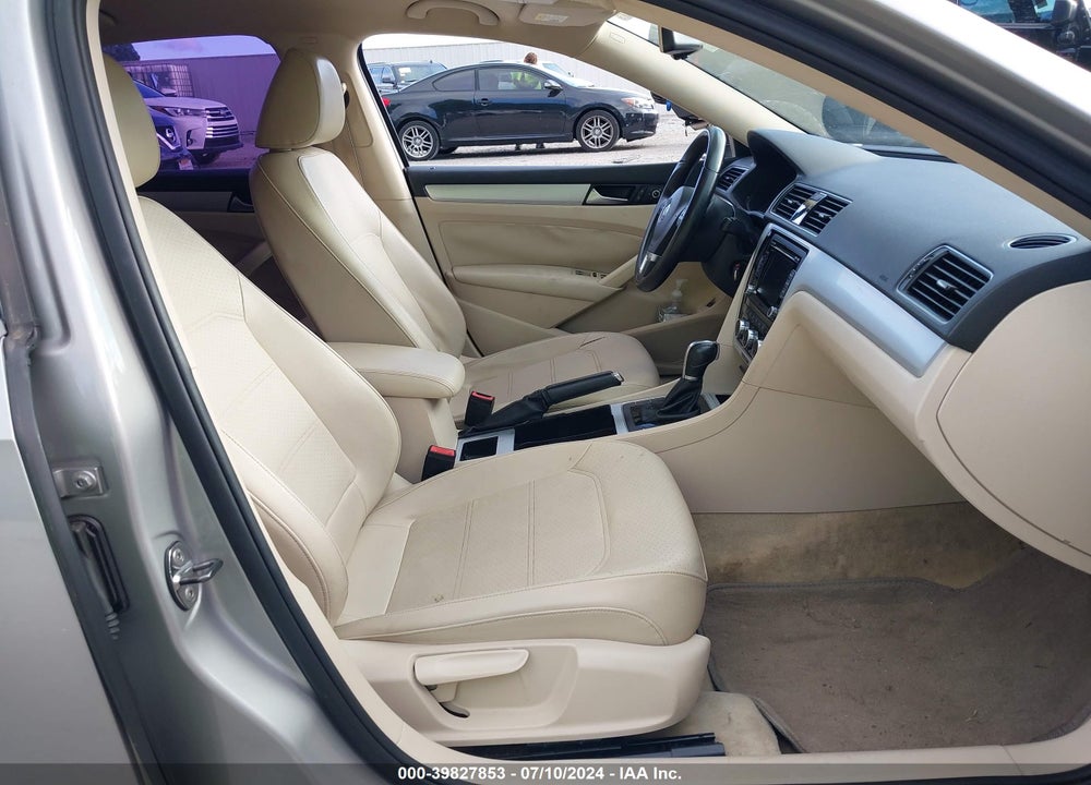 2012 VOLKSWAGEN PASSAT 2.5L SE VIN: 1VWBP7A31CC108343