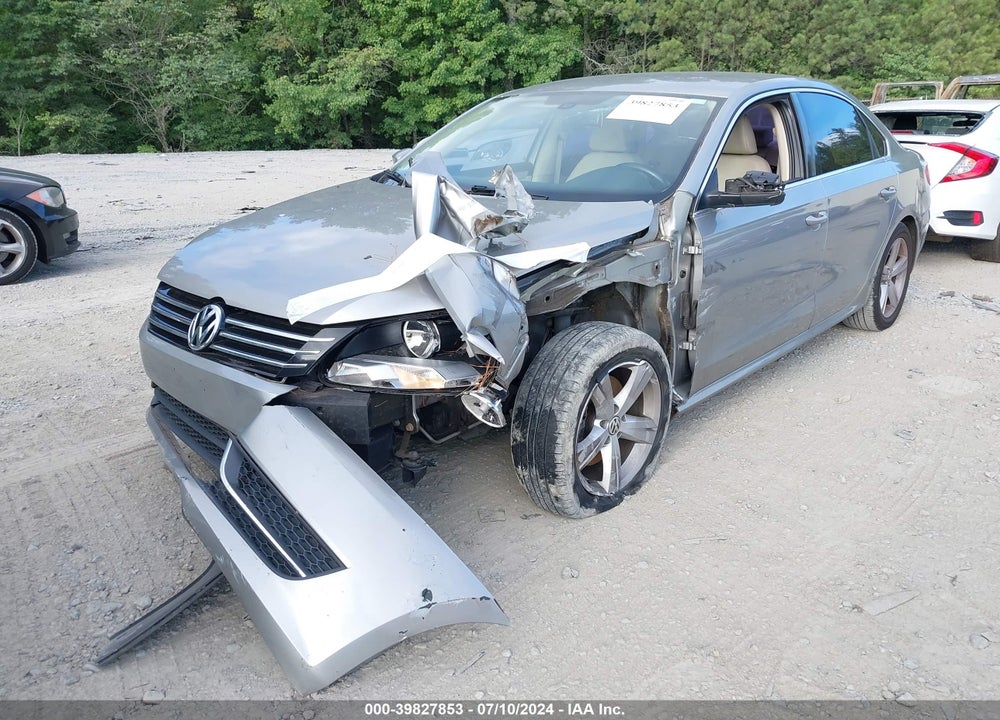 2012 VOLKSWAGEN PASSAT 2.5L SE VIN: 1VWBP7A31CC108343
