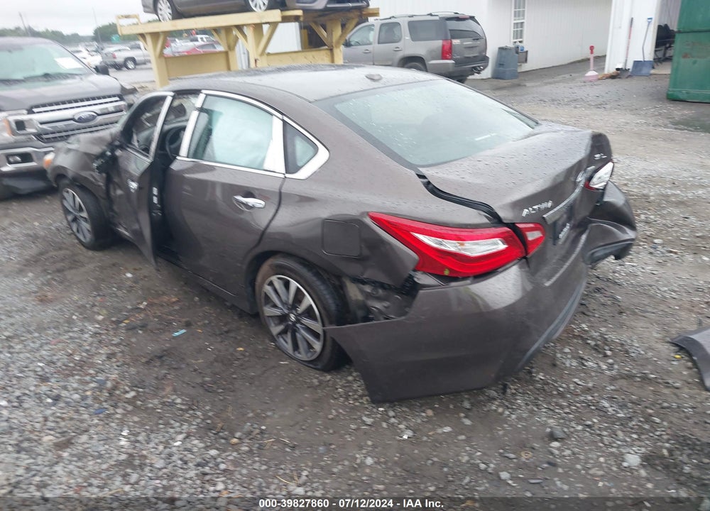 2017 NISSAN ALTIMA VIN: 1N4AL3AP9HC186808