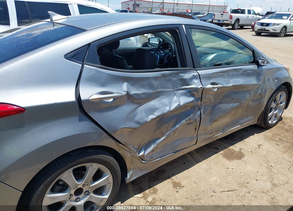 2013 HYUNDAI ELANTRA LIMITED VIN: KMHDH4AE3DU945336