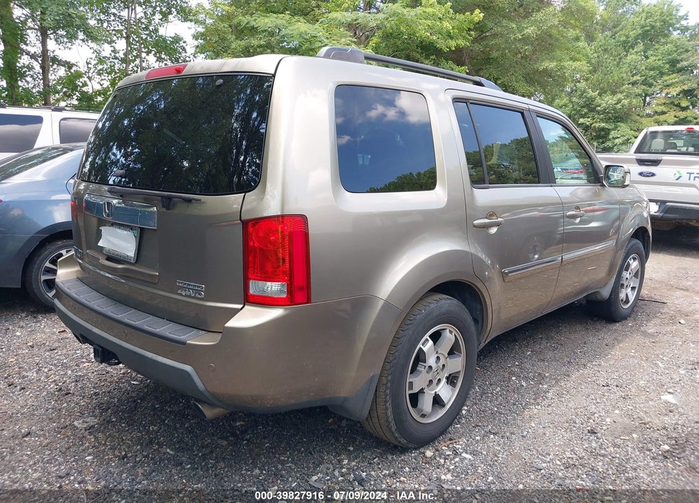 2010 HONDA PILOT TOURING VIN: 5FNYF4H95AB002941
