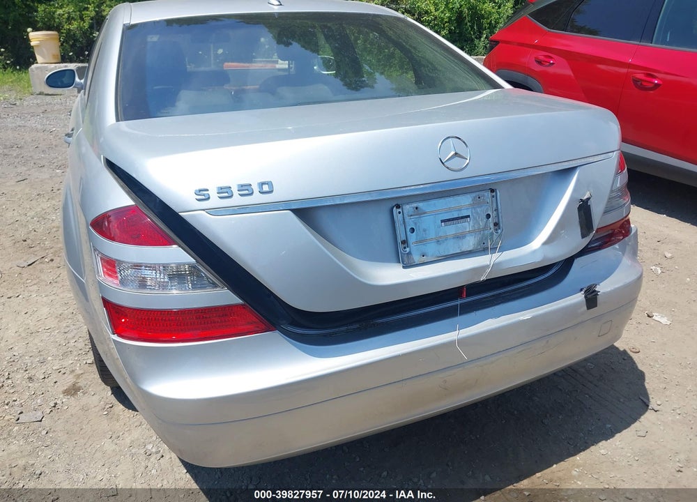 2007 MERCEDES-BENZ S 550 VIN: WDDNG71X47A029663