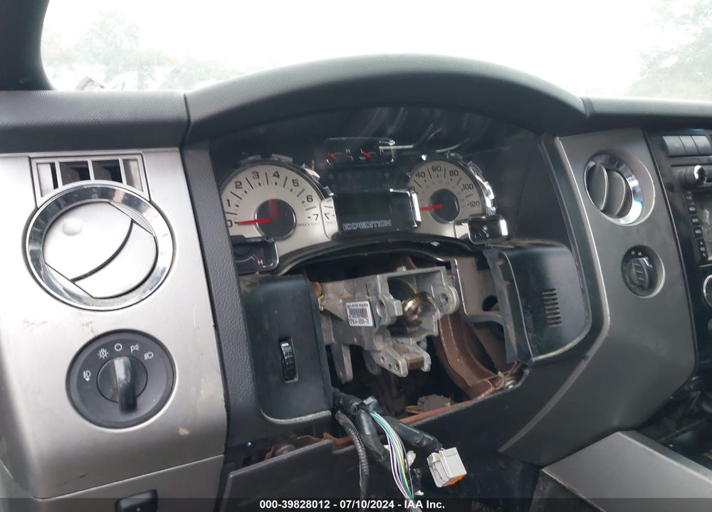 2014 FORD EXPEDITION LIMITED VIN: 1FMJU2A50EEF23801