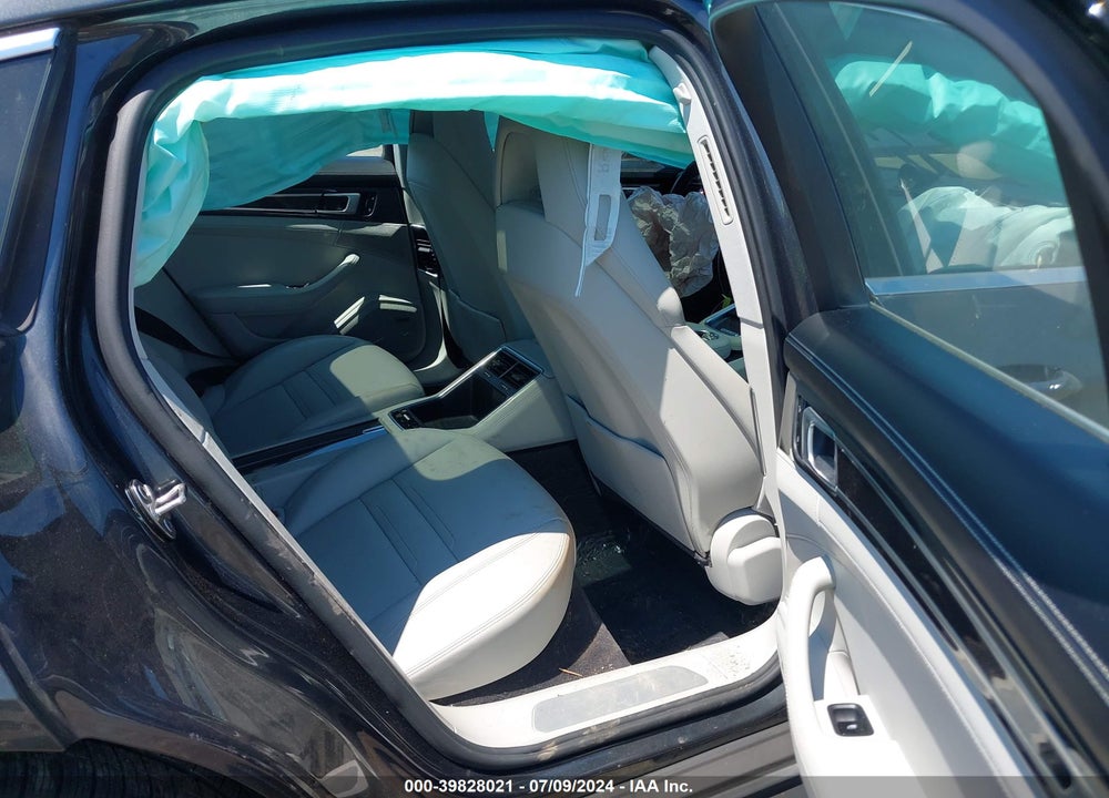 2017 PORSCHE PANAMERA 4S VIN: WP0AB2A79HL120900