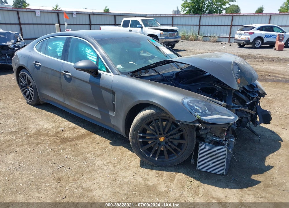 2017 PORSCHE PANAMERA 4S VIN: WP0AB2A79HL120900