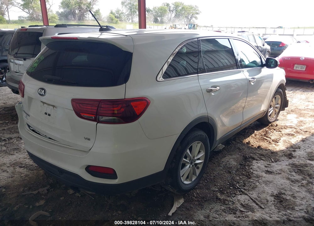 2019 KIA SORENTO 3.3L LX VIN: 5XYPGDA55KG481212