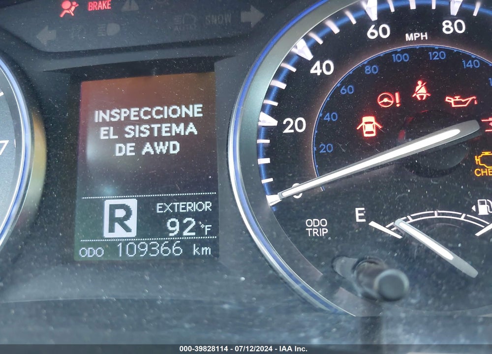 2015 TOYOTA HIGHLANDER LE V6 VIN: 5TDBKRFH9FS204211