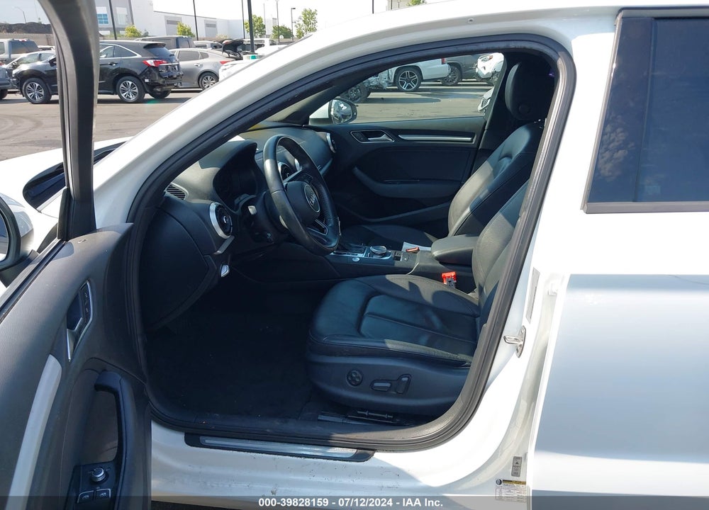 2018 AUDI A3 2.0T PREMIUM/2.0T TECH PREMIUM VIN: WAUAUGFF8J1078905