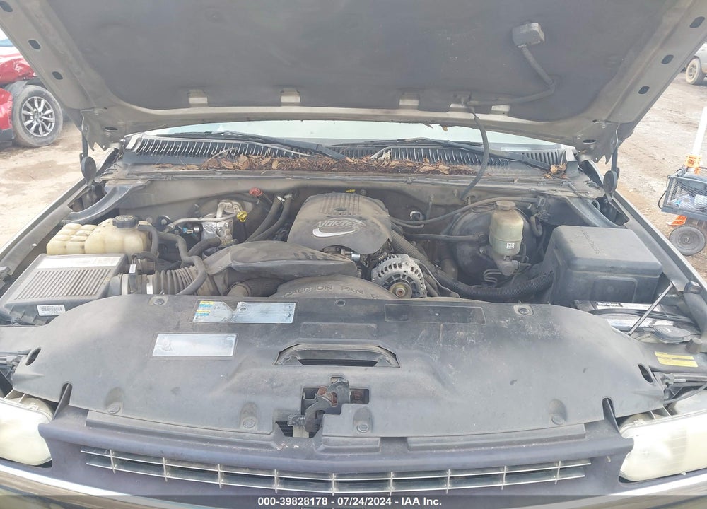2002 CHEVROLET SILVERADO 1500 LS VIN: 2GCEK19T521174205