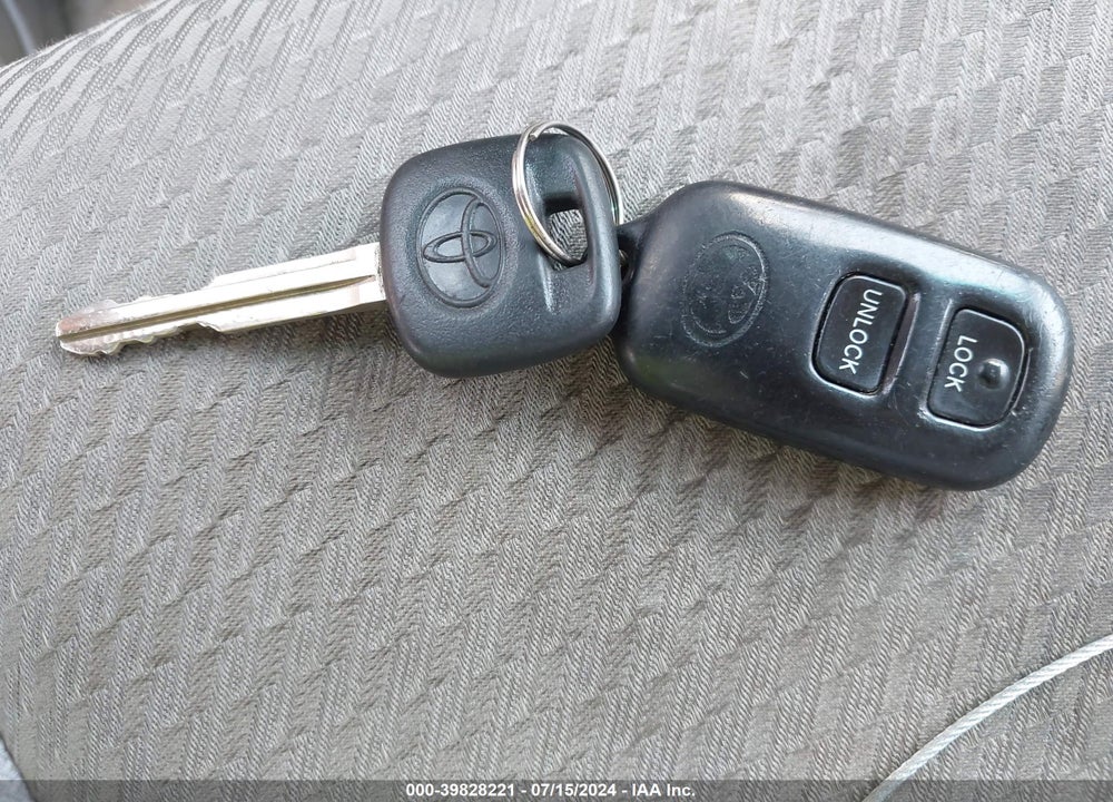 2006 TOYOTA HIGHLANDER VIN: JTEDD21A160151202
