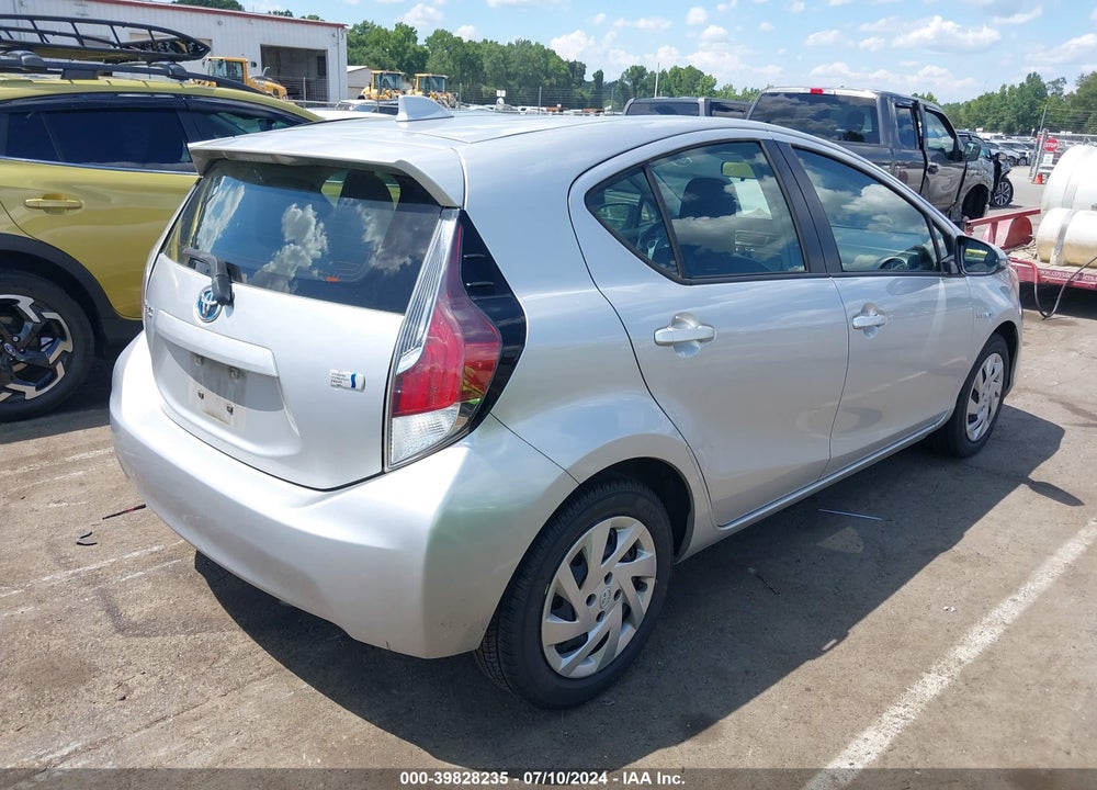 2015 TOYOTA PRIUS C ONE VIN: JTDKDTB39F1096199