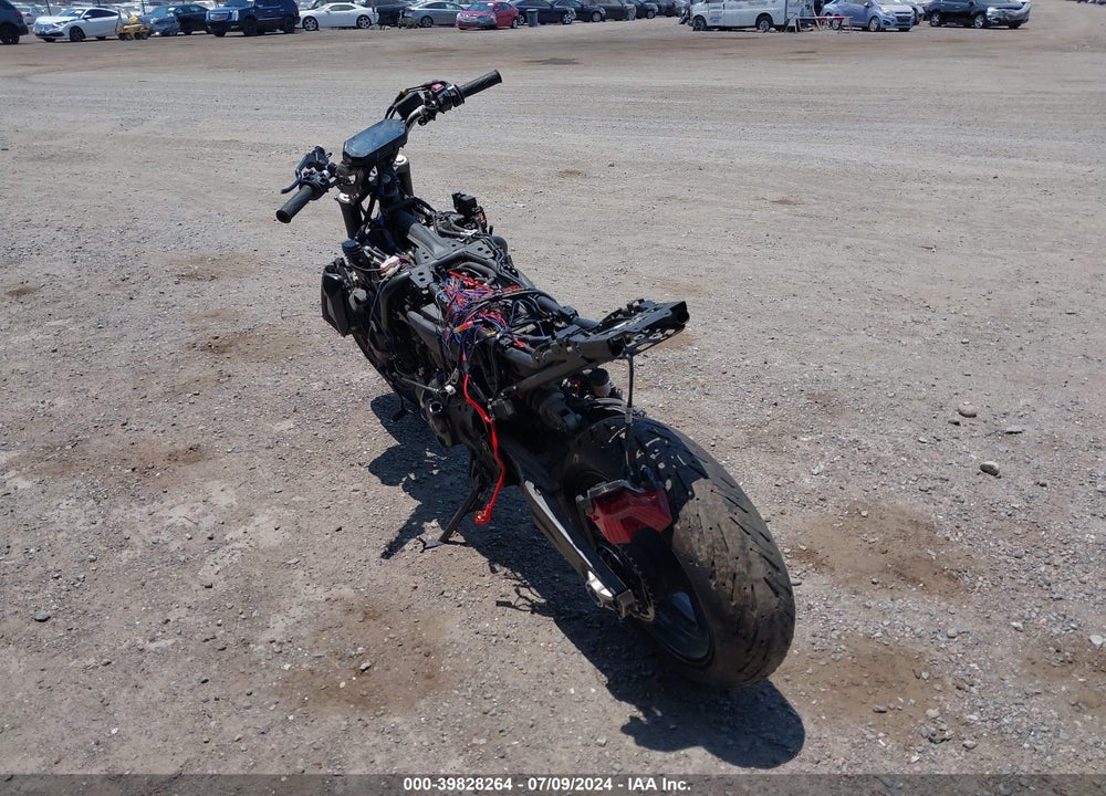 2022 YAMAHA MT07 C VIN: JYARM32Y3NA000605