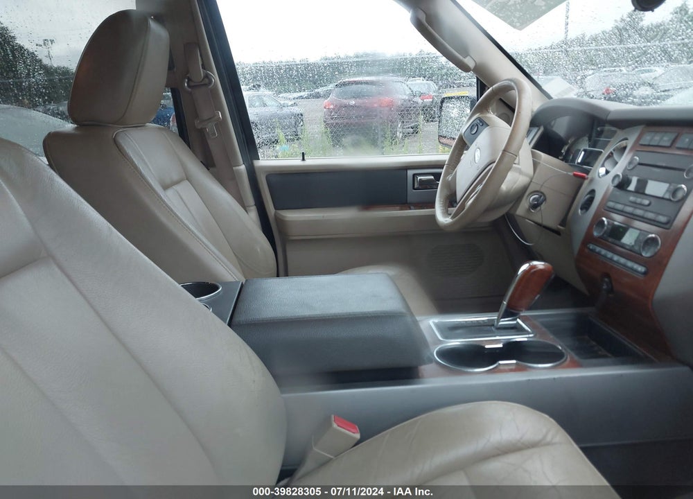 2010 FORD EXPEDITION VIN: 1FMJU1J50AEB64213