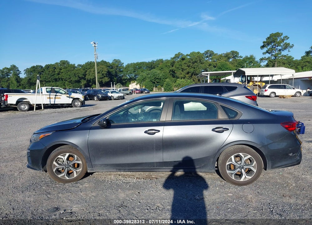 2021 KIA FORTE LXS VIN: 3KPF24AD4ME293718
