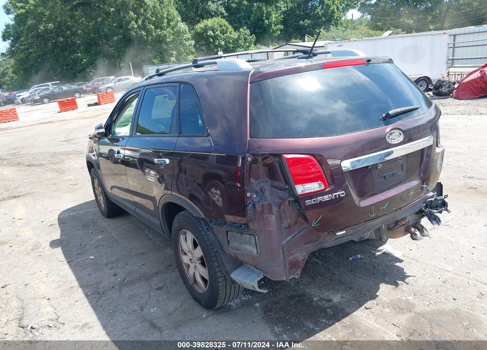 2012 KIA SORENTO LX VIN: 5XYKT3A60CG241091