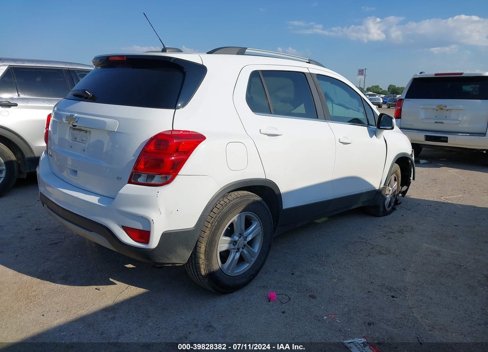 2017 CHEVROLET TRAX LT VIN: 3GNCJLSB0HL212736