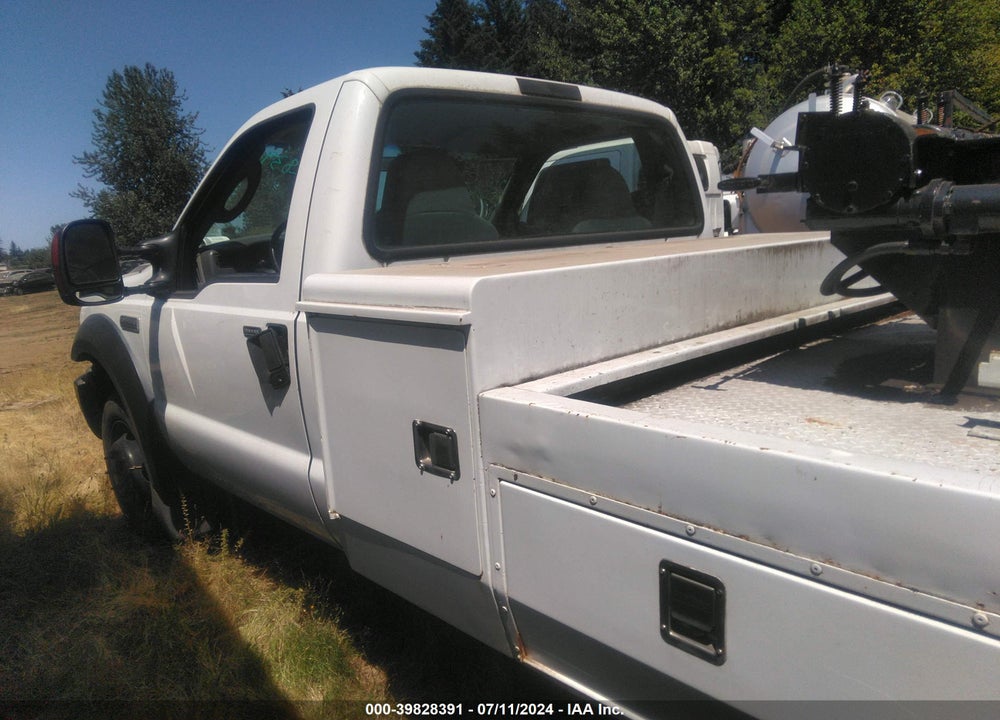 2007 FORD F-450 CHASSIS XL/XLT VIN: 1FDXF46Y87EA85793